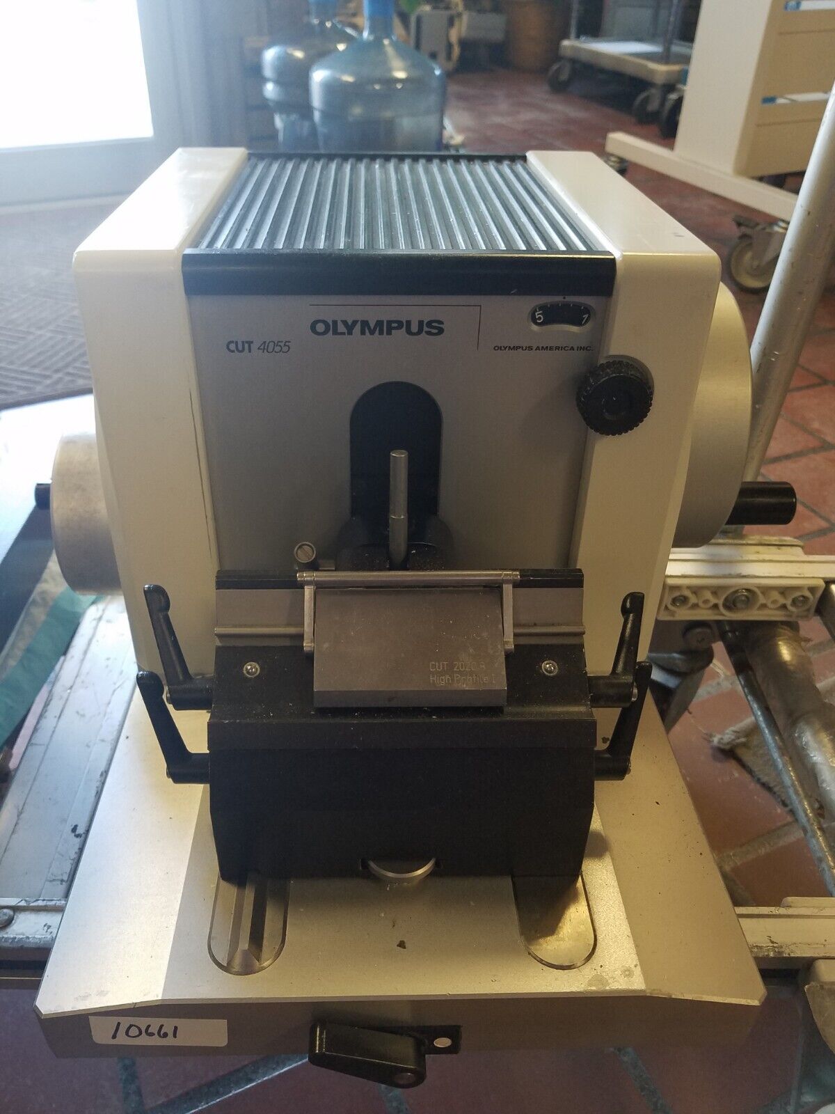 Olympus Cut 4055