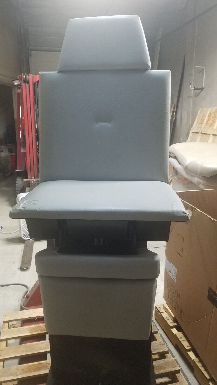 Midmark 119 Exam Chair